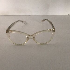 🛍️🛍️Voogue One 🛍️🛍️.        Cat-Eye Glasses